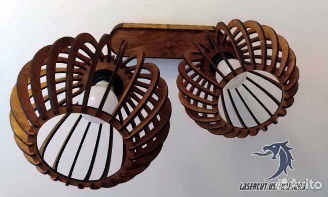 Светильник из дерева