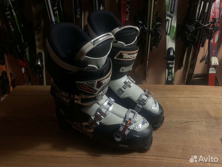 Горнолыжные ботинки