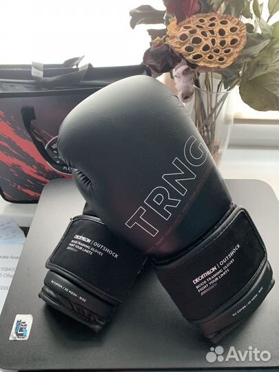 Боксерские перчатки 10 oz