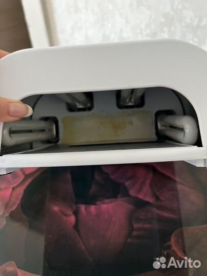 Лампа для сушки ногтей