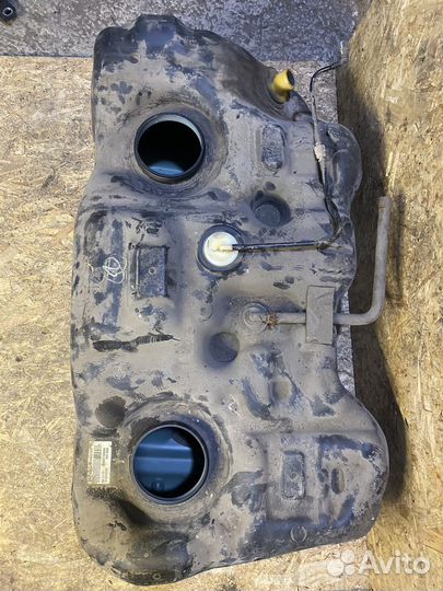 Топливный бак Renault Koleos 2012 2.5