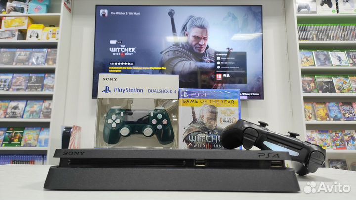 Sony PS4 Slim + 107 игр и 2 геймпада