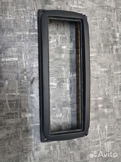 Рамка магнитолы Додж караван Вояджер 01-07г