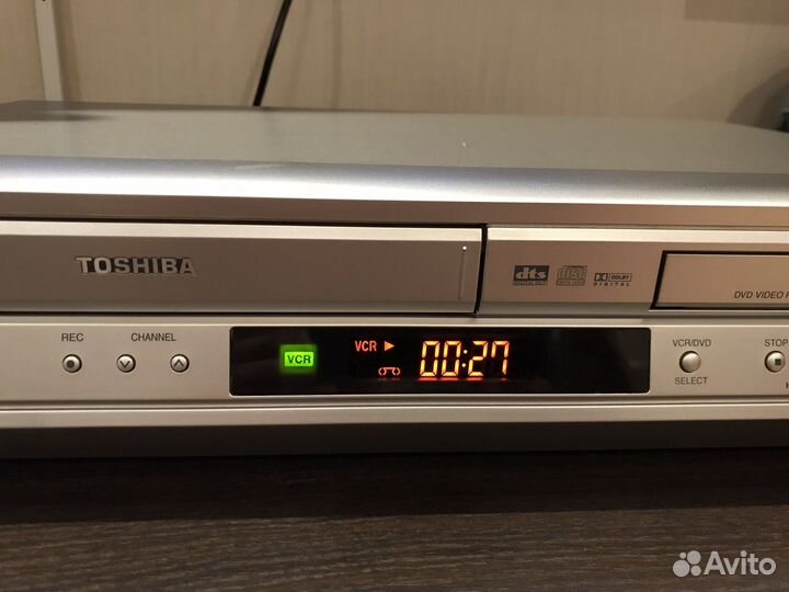 Комбо VHS/DVD Toshiba