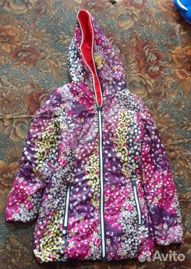 Куртка на девочку/девушку