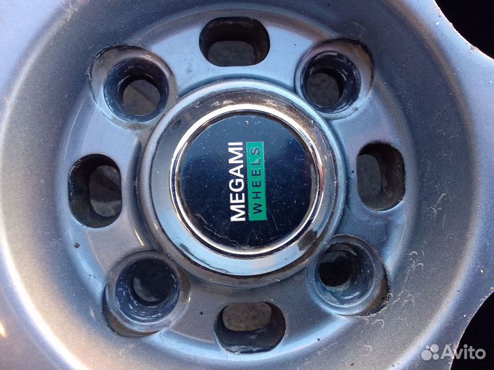 Продам литье на 6 R15 4100 et 50 din 60.1