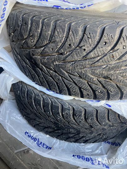 Yokohama Ice Guard Stud IG55 225/55 R17