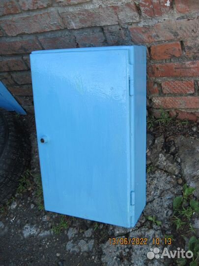 Ящик настенный