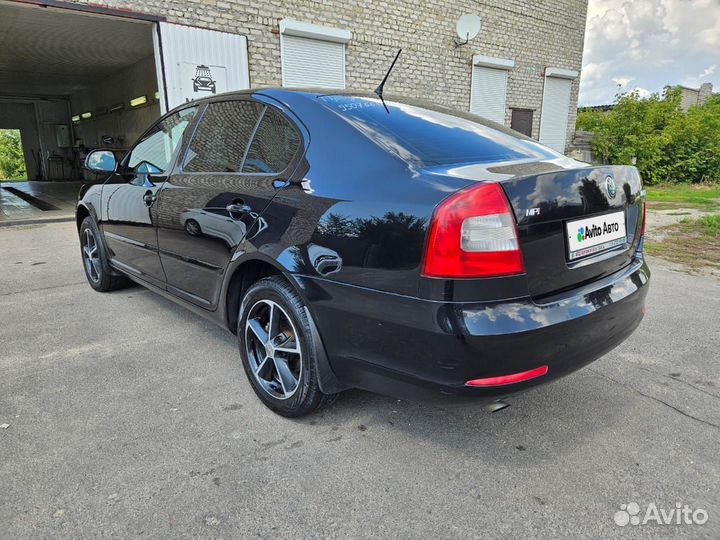 Skoda Octavia 1.6 AT, 2011, 199 990 км