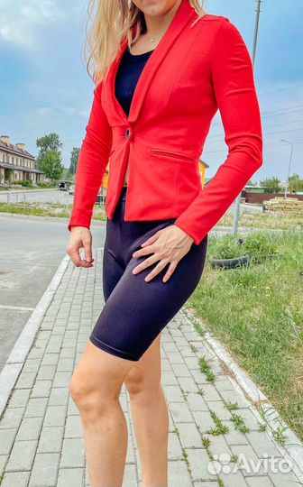 Пиджак Zarina 42