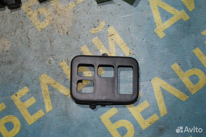 Кнопки + разъемы Citroen C4 Grand Picasso