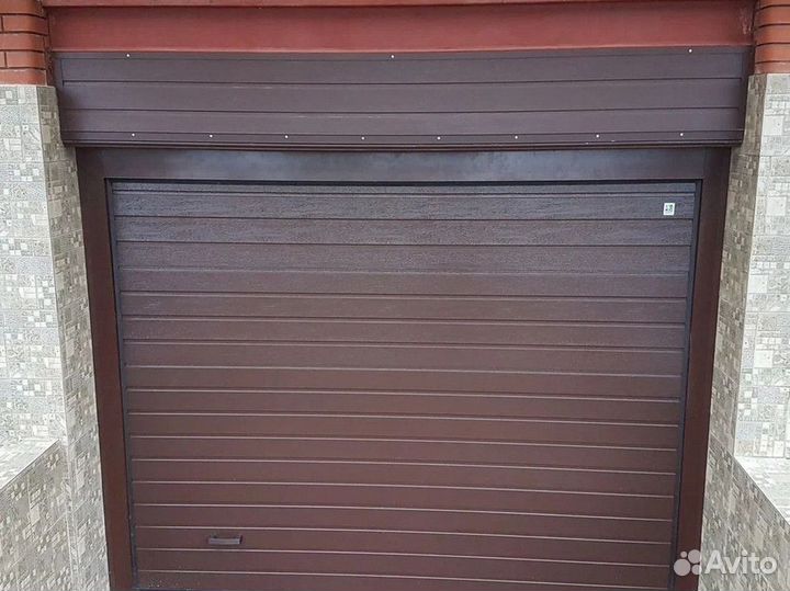 Секционные ворота