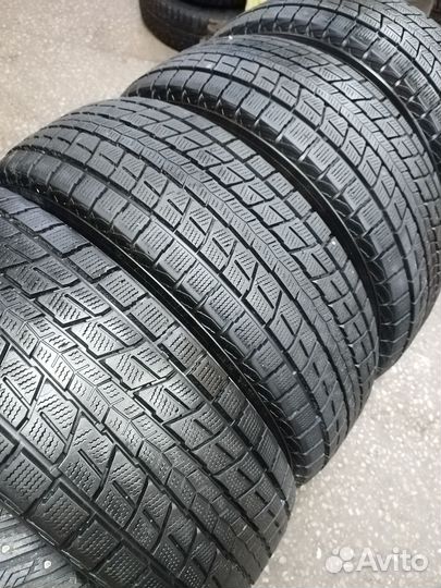 Dunlop Winter Maxx SJ8 265/65 R17