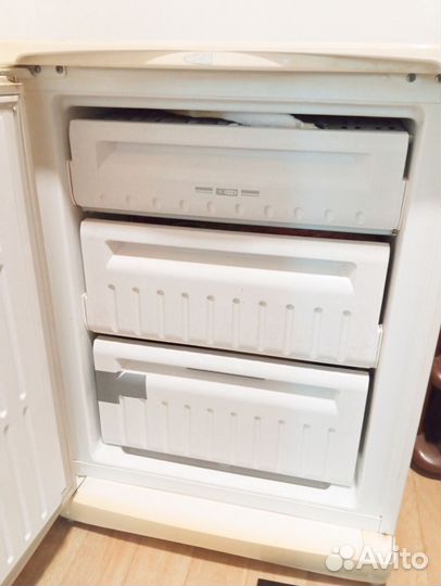 Холодильник стинол бу в рабочем состоянии