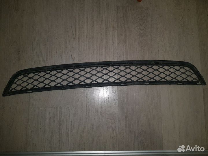 Декоративная решетка радиатора Л