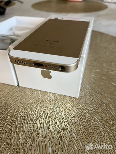 iPhone SE 16gb