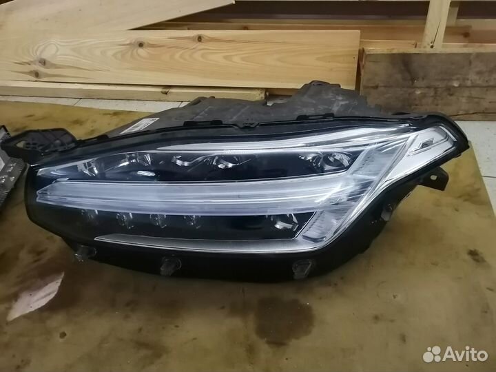 Фары volvo xc90