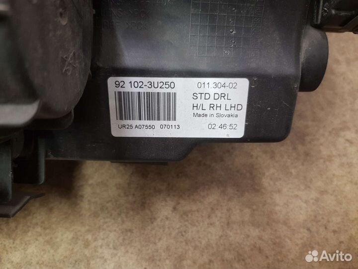 Фара правая kia spotrage 3 оригинал трещ. стекло