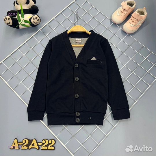 Новый школьный кардиган на мальчика 158-164