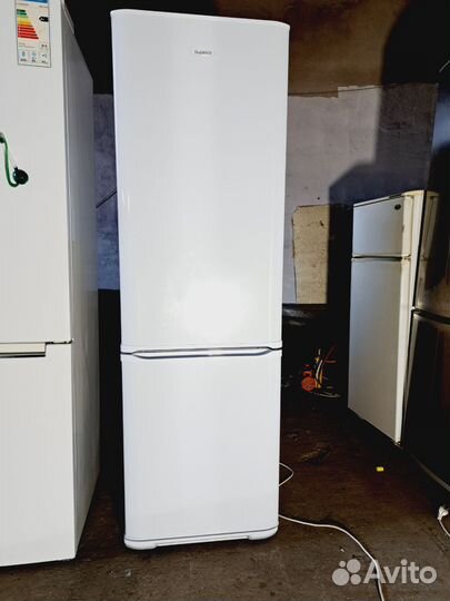 Холодильник Бирюса no frost