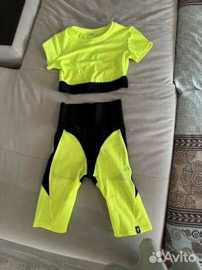 Костюм для фитнеса женский