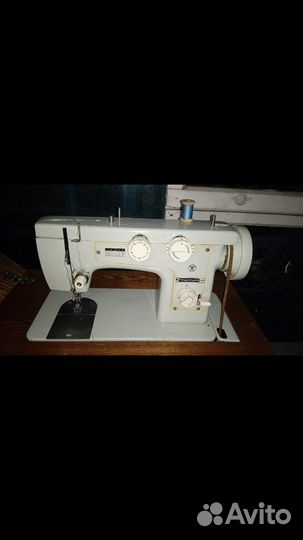 Швейная машина Подольск 142 рабочая