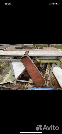 Деревообрабатывающий станок трехфазный