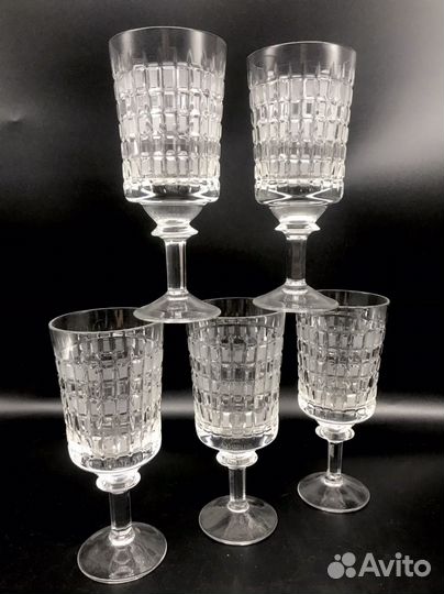 Фужеры лзхс СССР, Фриз, А. Остроумов