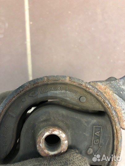 Опора двигателя Nissan Almera Classic