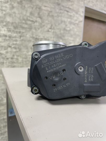 Заслонка дроссельная Ауди А4 8Е Б7