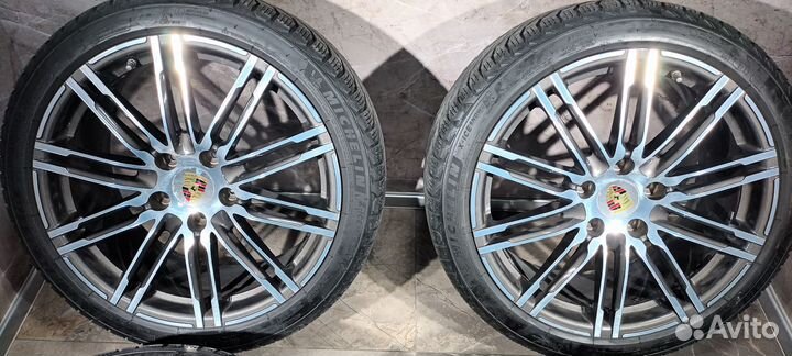 Зимние колёса Porsche Panamera оригинал ковка
