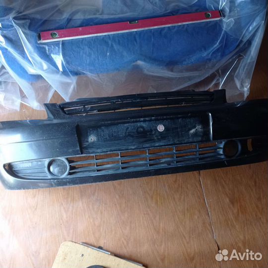 Передний бампер приора