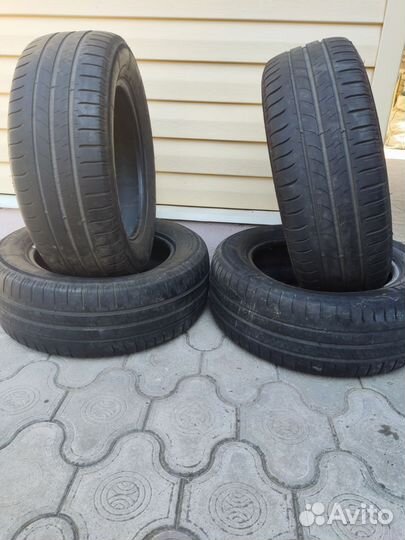Michelin Energy Saver 215/60 R16 99T
