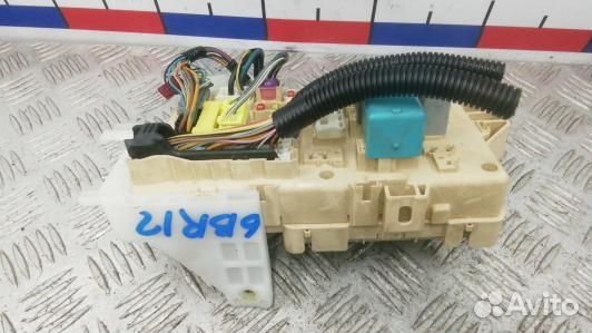 Блок предохранителей toyota corolla verso 2 (6BR12