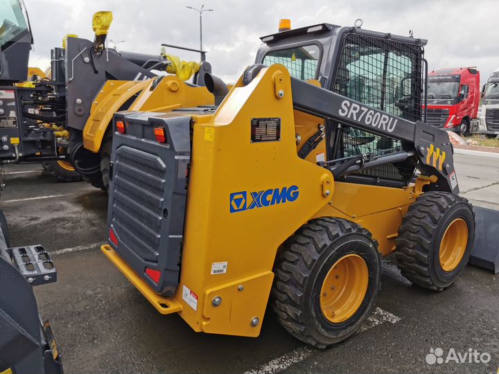 Мини-погрузчик XCMG SR760RU, 2023