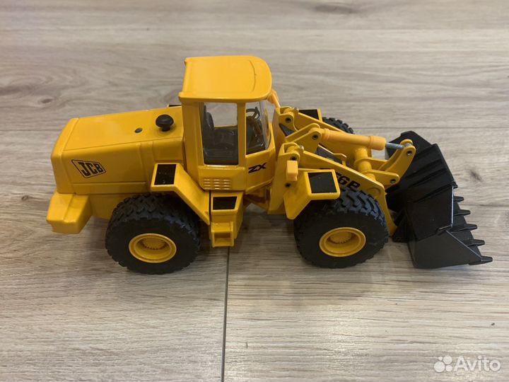 Joal scale 1:35 JCB ZX 456B