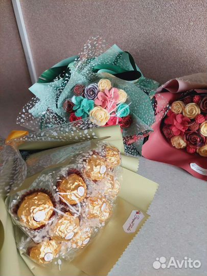 Наличие шоколадных букетов на 1 сентября