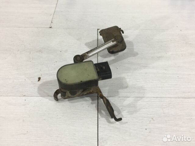 Датчик положения кузова nissan qashqai J10 2.0 ат