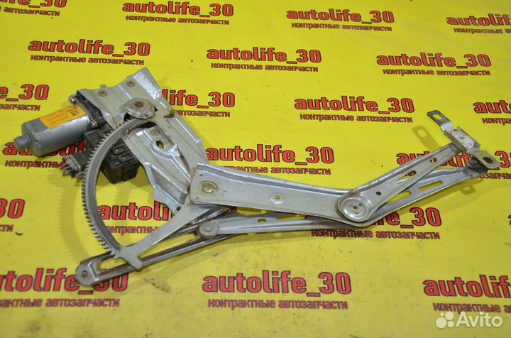 Стеклоподъемник передний Opel Zafira A