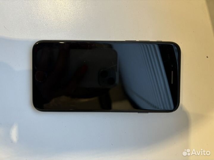 iPhone SE (2020), 128 ГБ