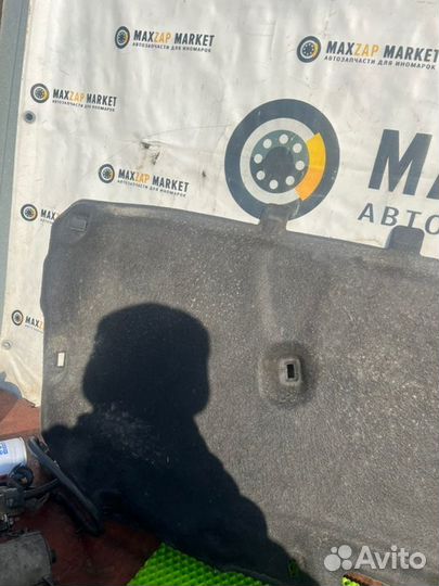 Шумоизоляция капота Ford Focus 3 1.6 iqdb 2012