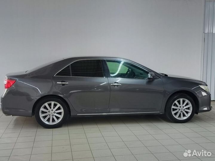 Toyota Camry 2.5 AT, 2012, 283 235 км