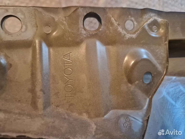 Крыло правое Toyota Camry v70