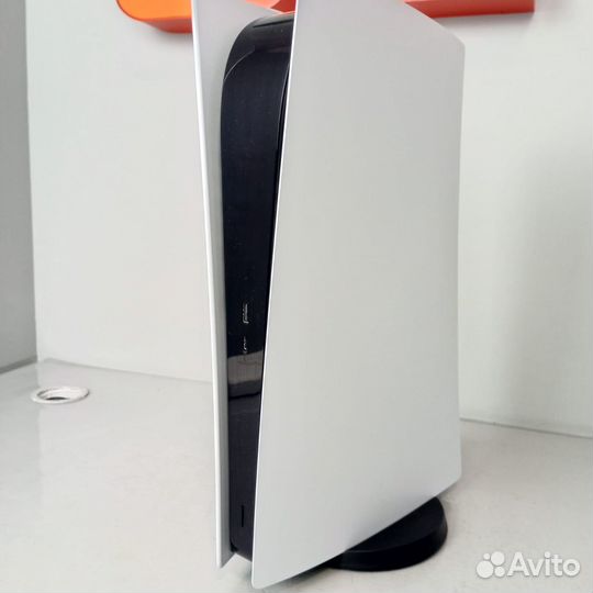 Консоль Sony Playstation 5 825Гб + 2 геймпад