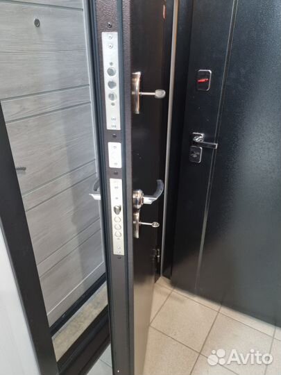 Дверь входная с терморазрывом