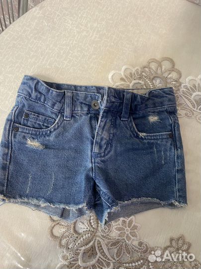 Джинсовые шорты