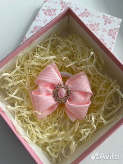 Резинки и заколки ручной работы