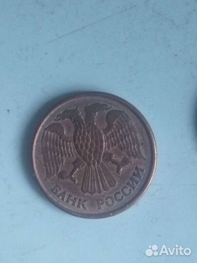 Монета 1 рубль 1992 года брак