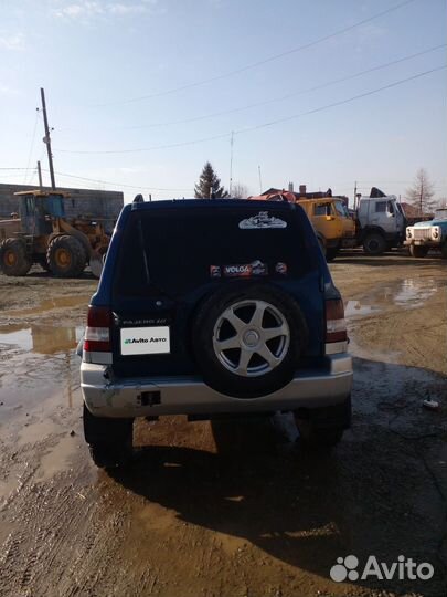 Mitsubishi Pajero iO 1.8 AT, 1998, 350 000 км