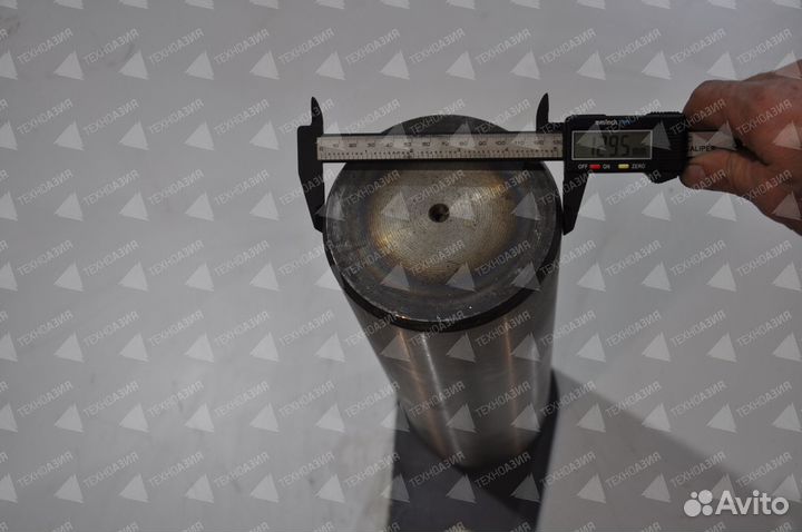 Палец Z5G.8.5/252100417/9321711 xcmg LW500F